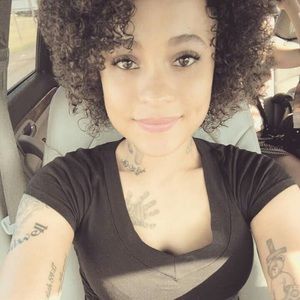 Meet your Posher, Brianna a